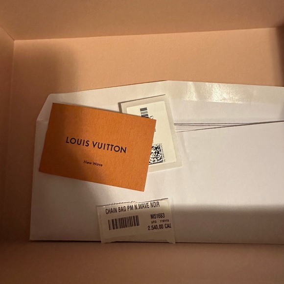 Louis Vuitton New Wave PM - Picture 6 of 9